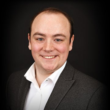 Employee of LASER COMPONENTS UK Arthur David