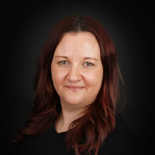 Employee of LASER COMPONENTS UK Clare Hennessy