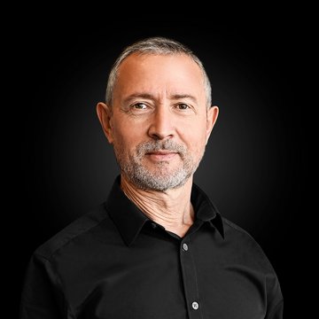 Employee of LASER COMPONENTS France Employee of LASER COMPONENTS France